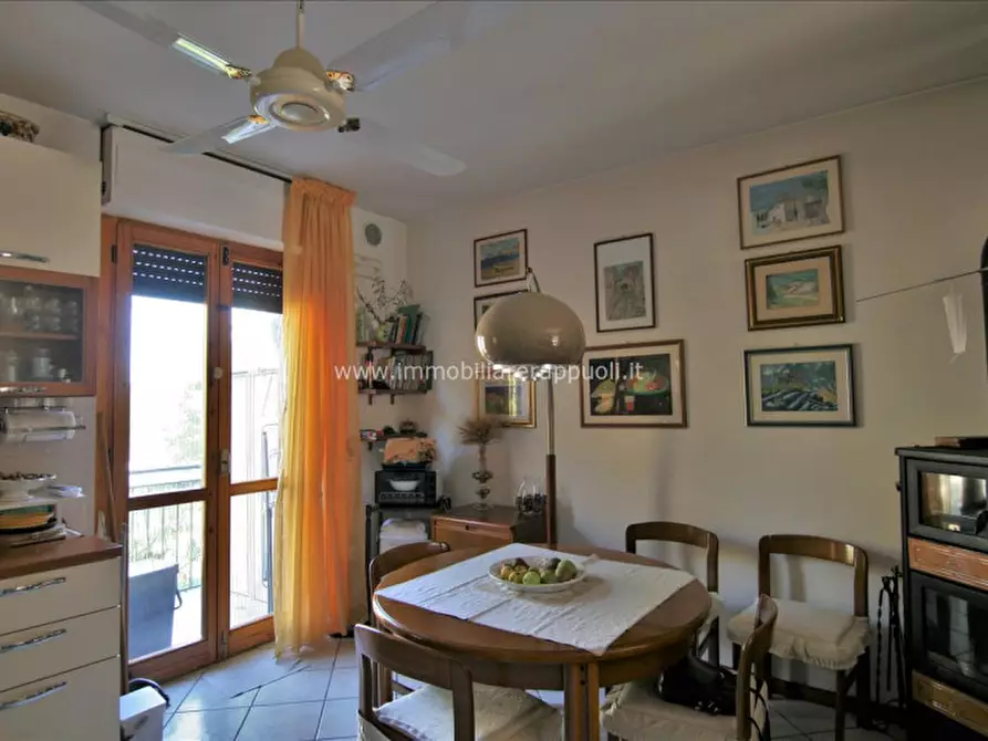 Immagine 11 di Villetta a schiera in vendita  a Sinalunga