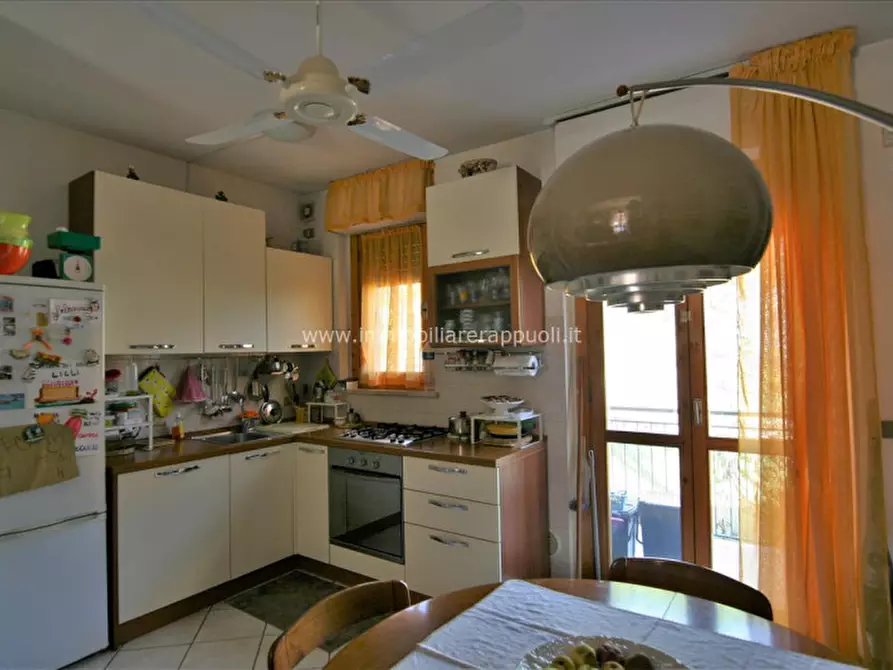 Immagine 12 di Villetta a schiera in vendita  a Sinalunga