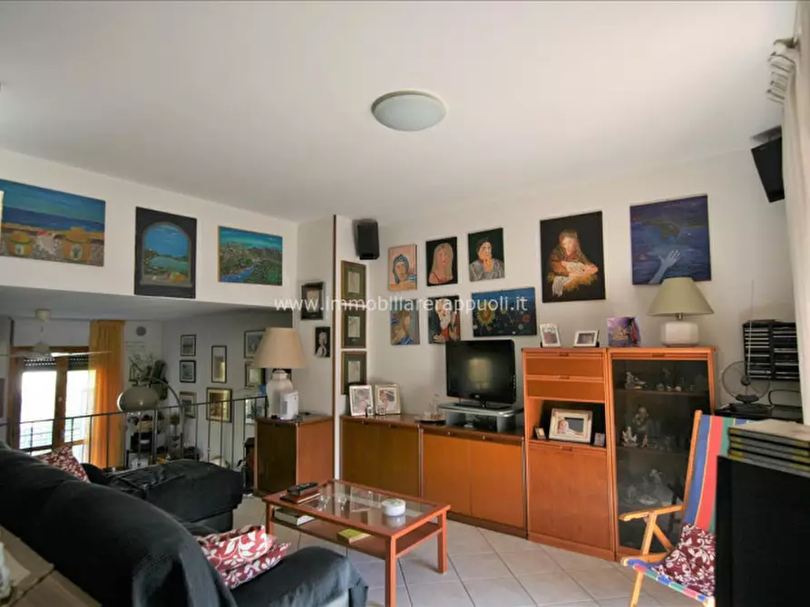 Immagine 14 di Villetta a schiera in vendita  a Sinalunga