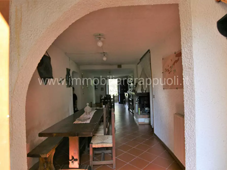 Immagine 21 di Rustico / casale in vendita  a Arezzo