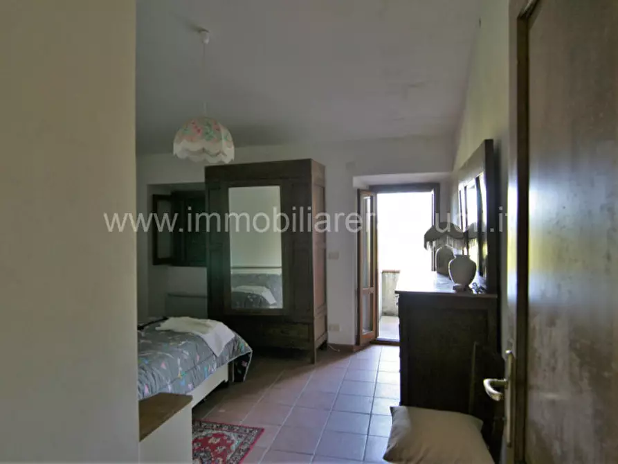 Immagine 35 di Rustico / casale in vendita  a Arezzo