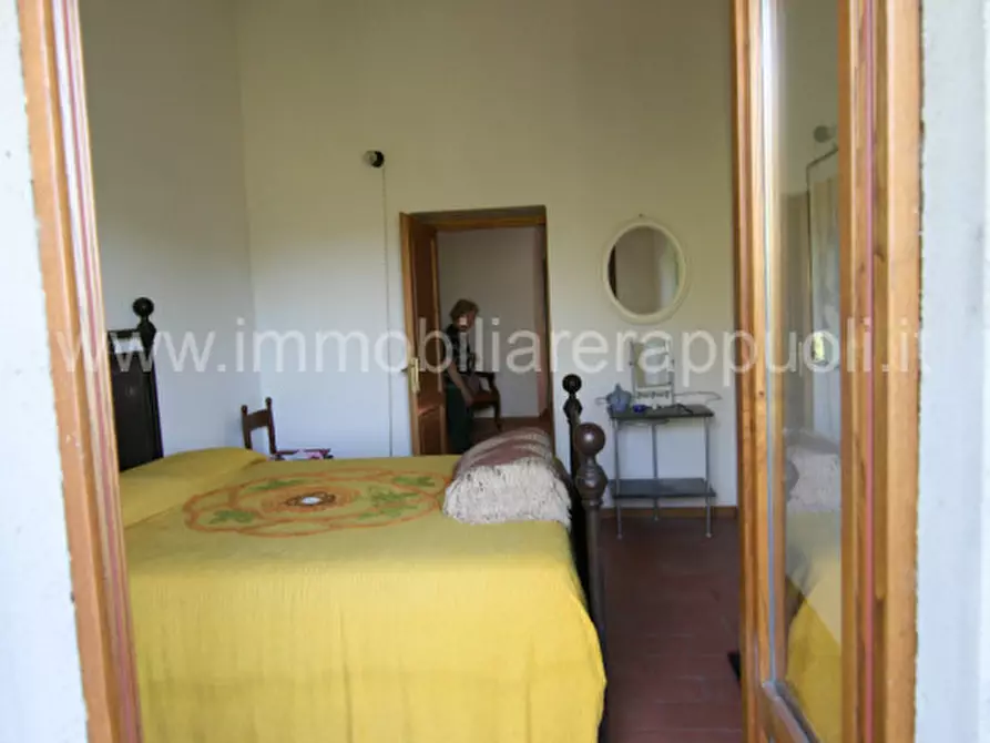 Immagine 37 di Rustico / casale in vendita  a Arezzo