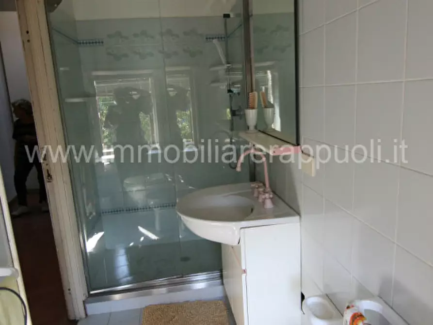 Immagine 45 di Rustico / casale in vendita  a Arezzo