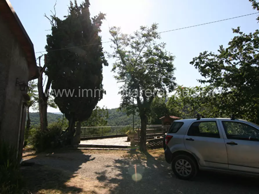 Immagine 50 di Rustico / casale in vendita  a Arezzo