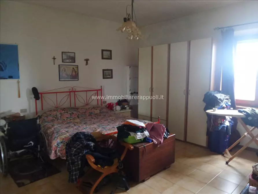 Immagine 16 di Casa indipendente in vendita  a Lucignano