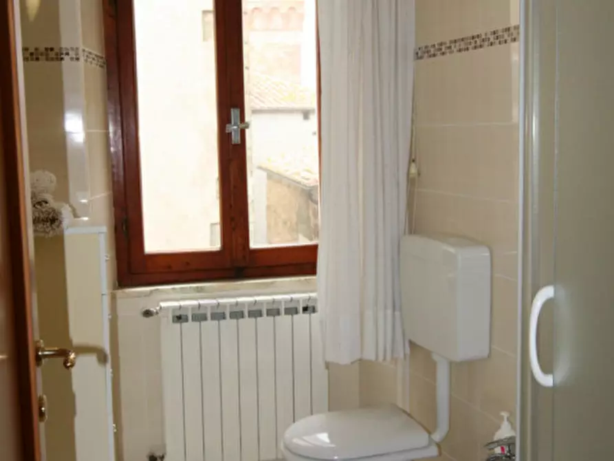 Immagine 3 di Appartamento in vendita  a Sinalunga