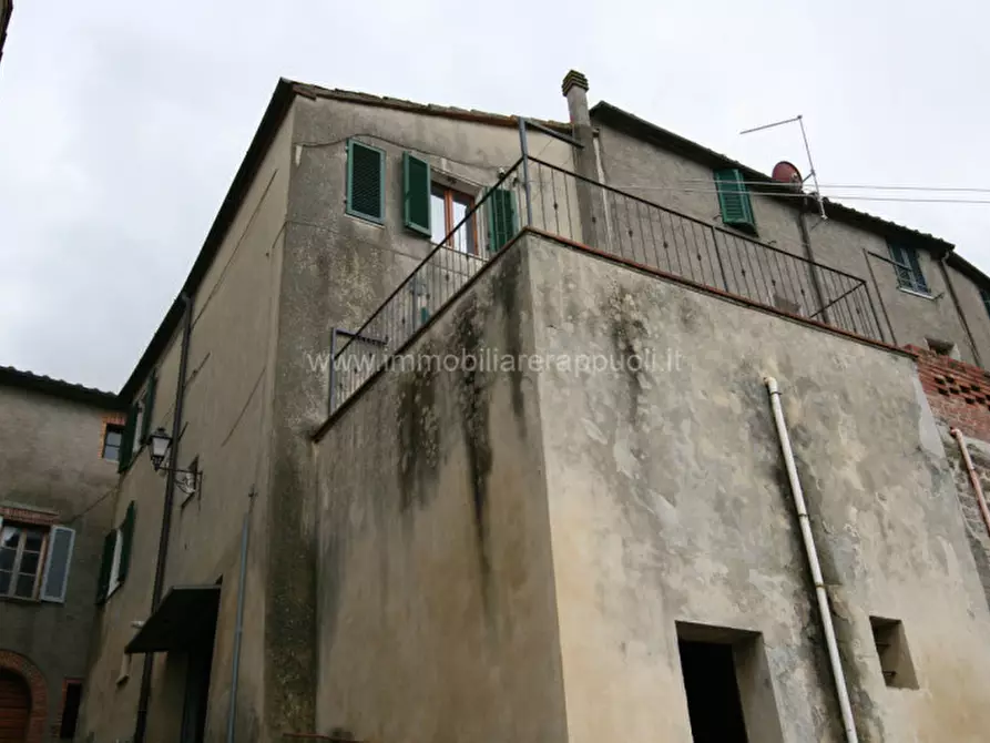 Immagine 17 di Appartamento in vendita  a Sinalunga