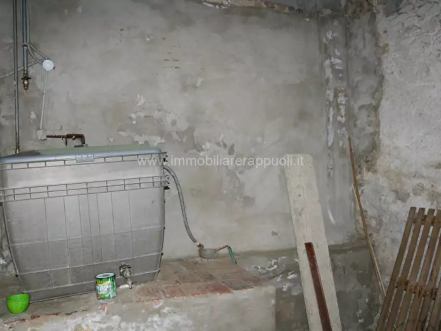 Immagine 18 di Appartamento in vendita  a Sinalunga