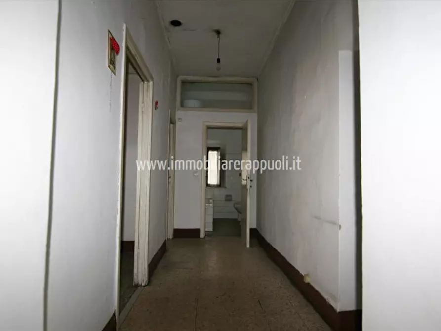 Immagine 4 di Appartamento in vendita  a Sinalunga