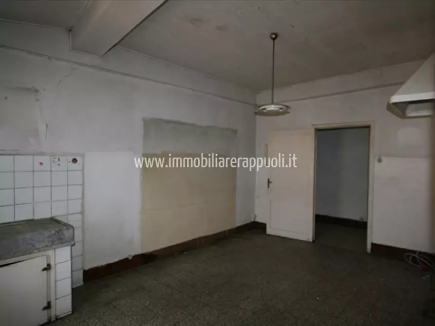 Immagine 9 di Appartamento in vendita  a Sinalunga