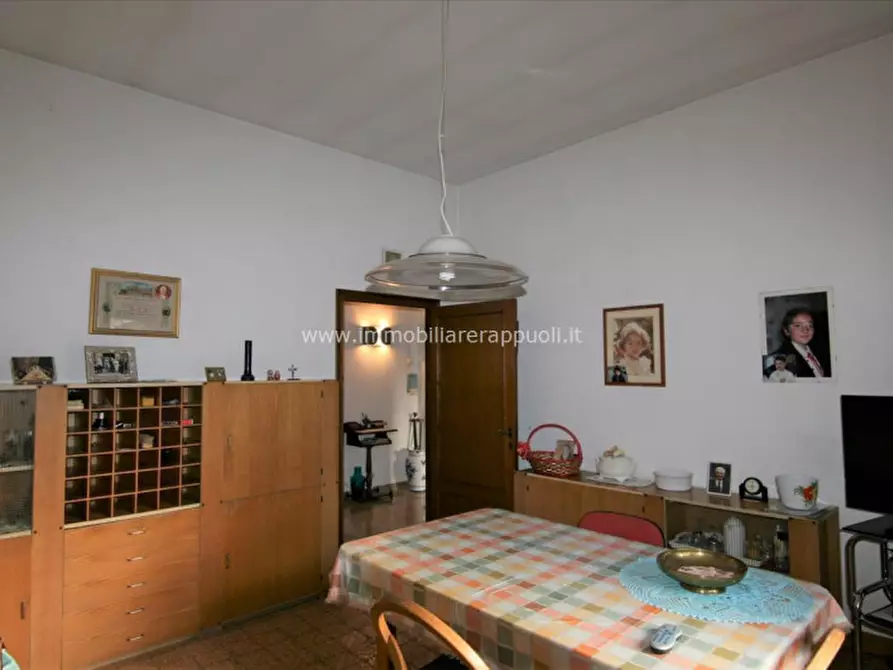 Immagine 11 di Casa indipendente in vendita  a Sinalunga