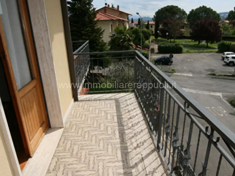 Immagine 6 di Villetta a schiera in vendita  a Sinalunga