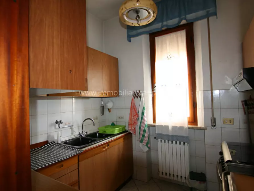 Immagine 22 di Villetta a schiera in vendita  a Sinalunga