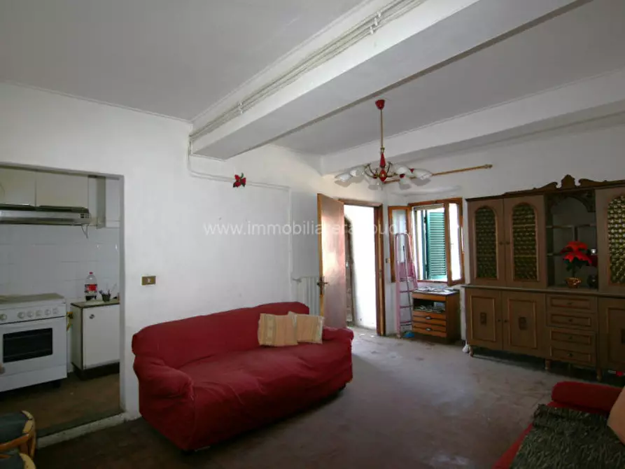 Immagine 4 di Casa indipendente in vendita  a Sinalunga