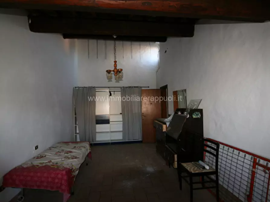 Immagine 11 di Casa indipendente in vendita  a Sinalunga