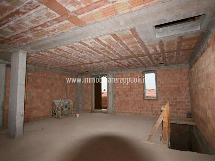 Immagine 6 di Villetta a schiera in vendita  a Sinalunga