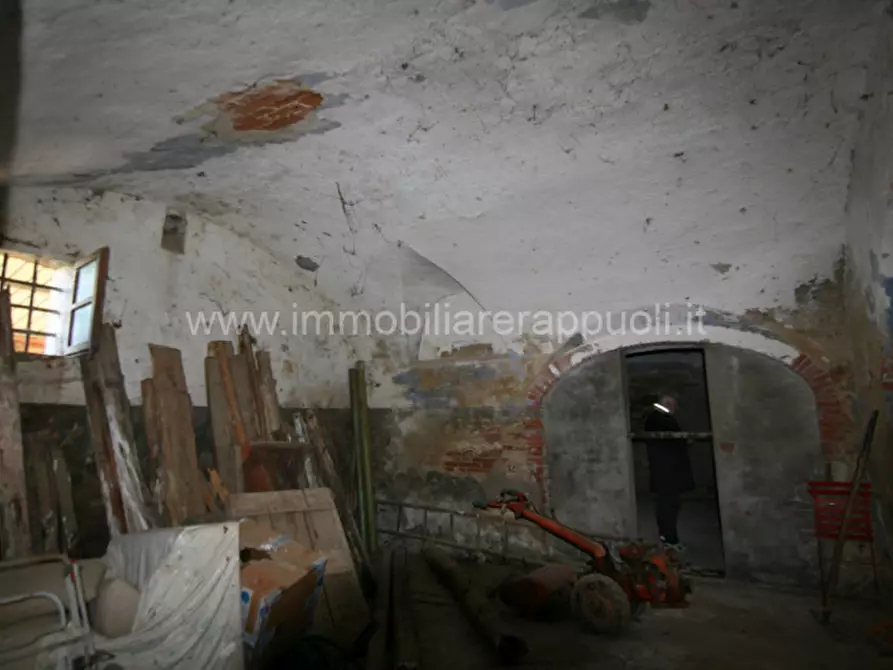 Immagine 24 di Rustico / casale in vendita  a Cortona