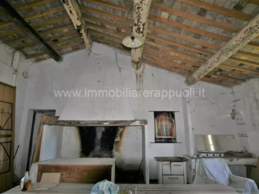 Immagine 32 di Rustico / casale in vendita  a Cortona