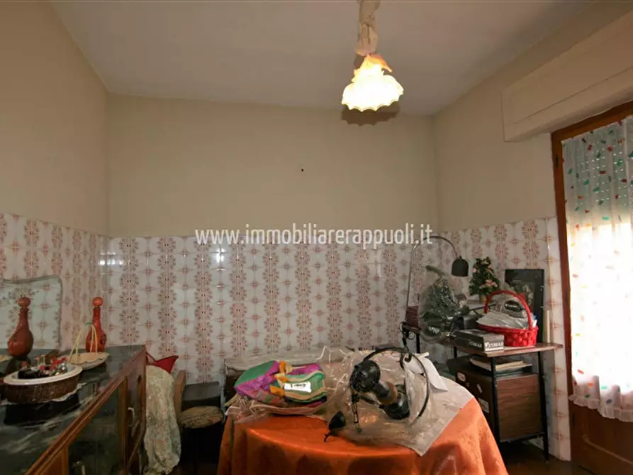 Immagine 12 di Casa indipendente in vendita  a Lucignano