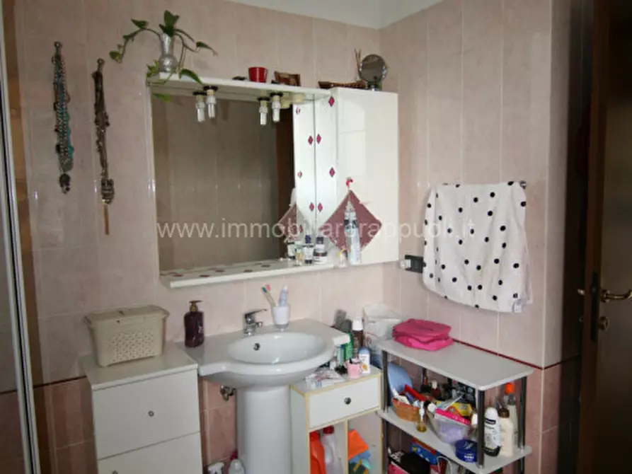 Immagine 9 di Appartamento in vendita  a Sinalunga