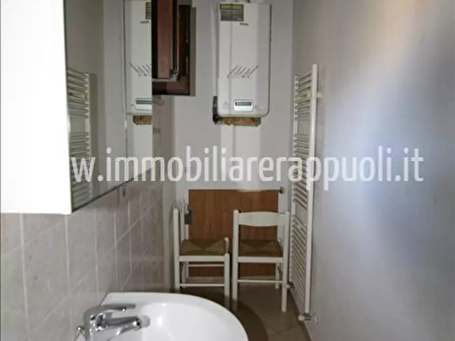 Immagine 2 di Casa indipendente in vendita  a Sinalunga