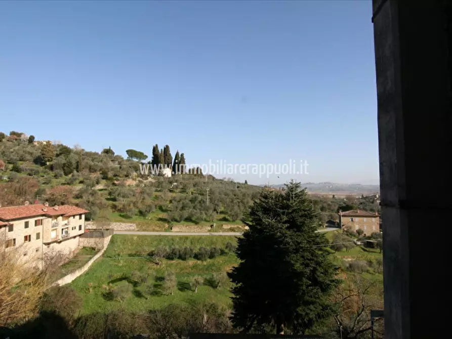 Immagine 3 di Casa indipendente in vendita  a Sinalunga