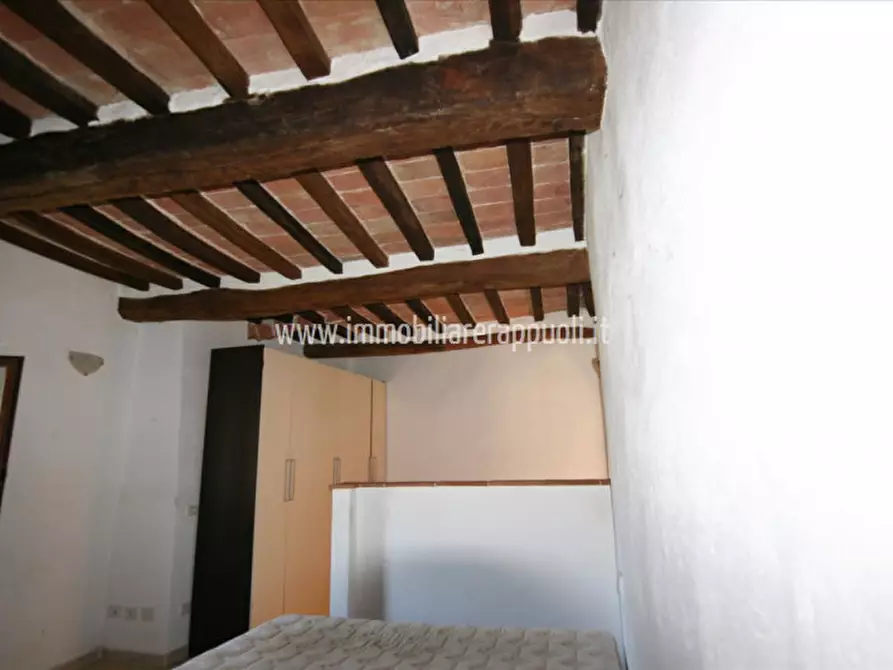 Immagine 12 di Casa indipendente in vendita  a Sinalunga