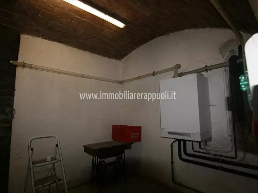 Immagine 7 di Rustico / casale in vendita  a Sinalunga