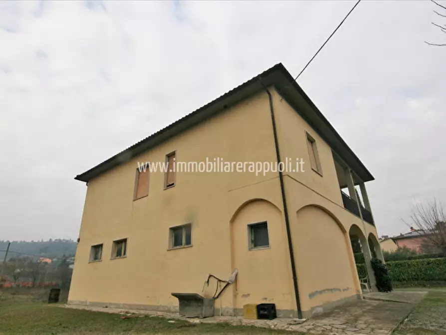 Immagine 2 di Casa indipendente in vendita  a Sinalunga