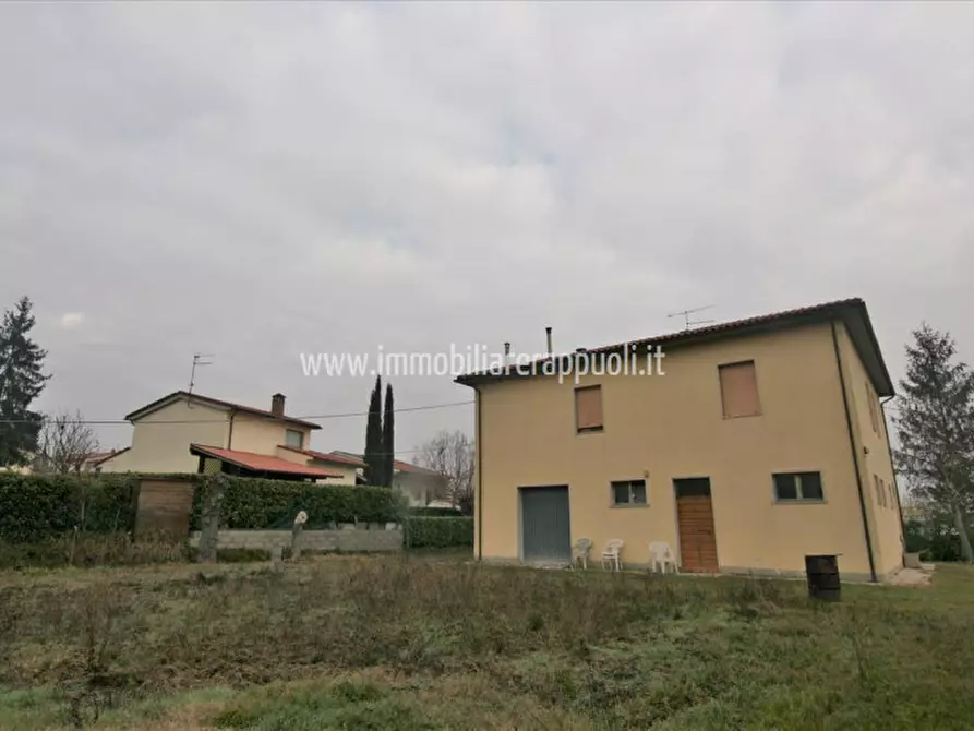 Immagine 3 di Casa indipendente in vendita  a Sinalunga