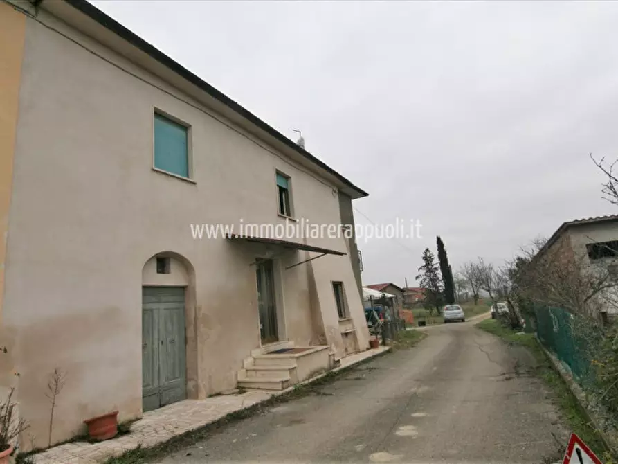 Immagine 12 di Casa indipendente in vendita  a Torrita Di Siena