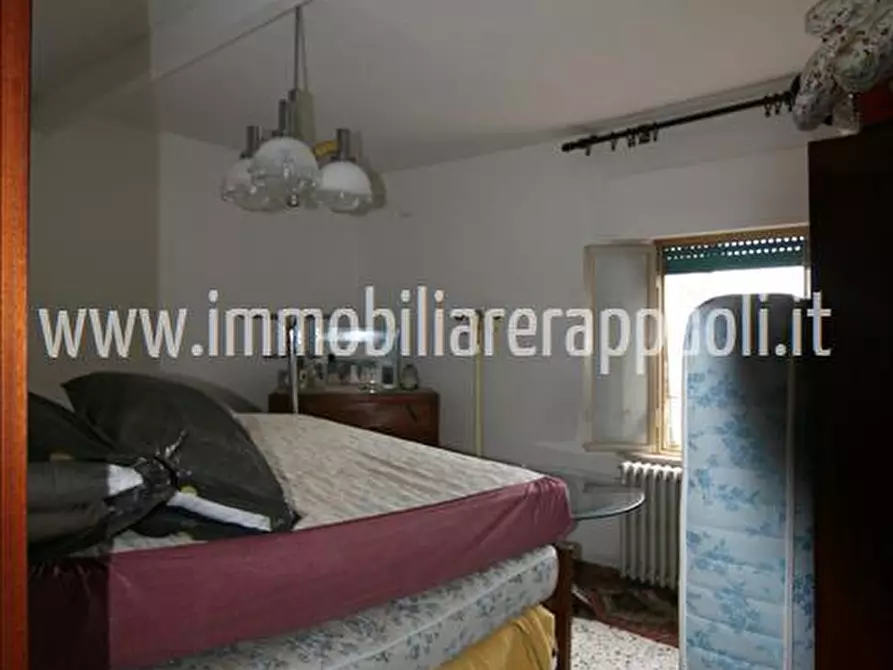 Immagine 22 di Casa indipendente in vendita  a Torrita Di Siena