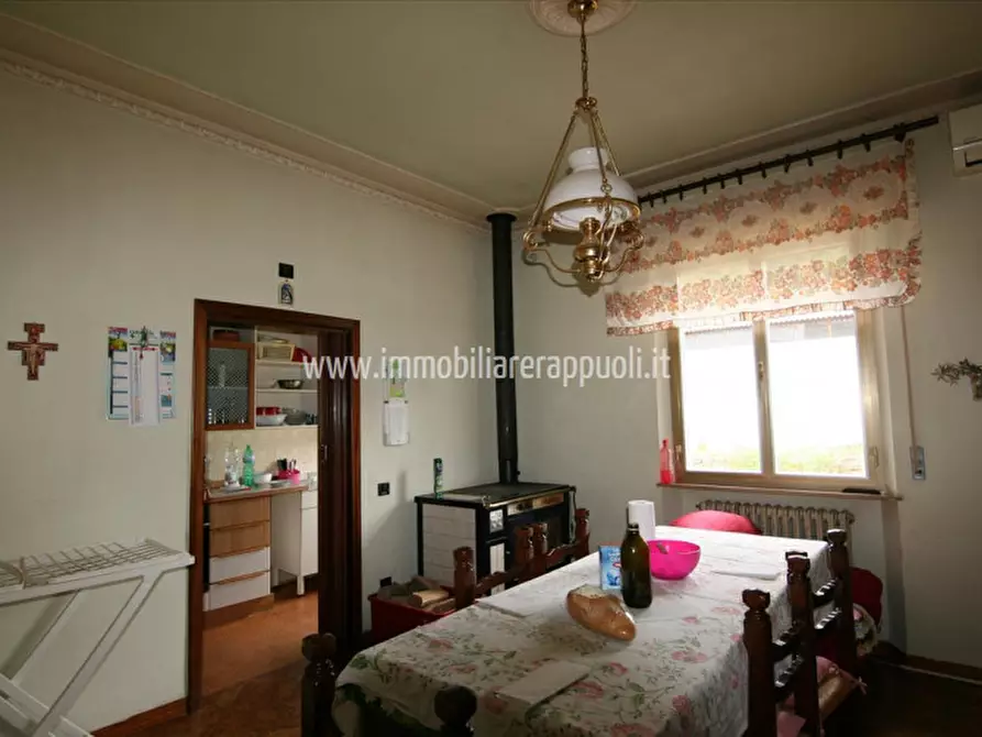 Immagine 9 di Casa indipendente in vendita  a Rapolano Terme