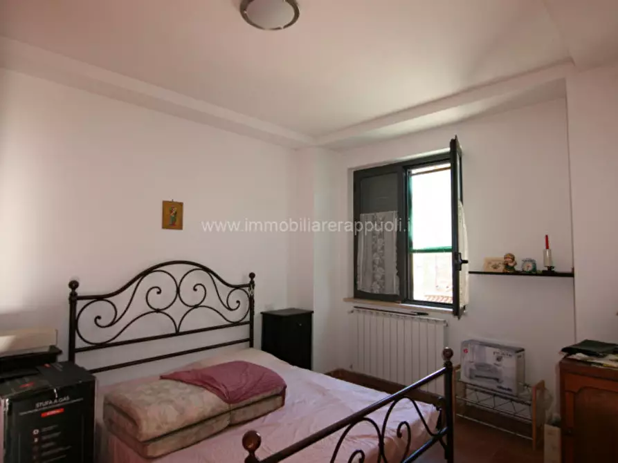 Immagine 10 di Appartamento in vendita  a Foiano Della Chiana