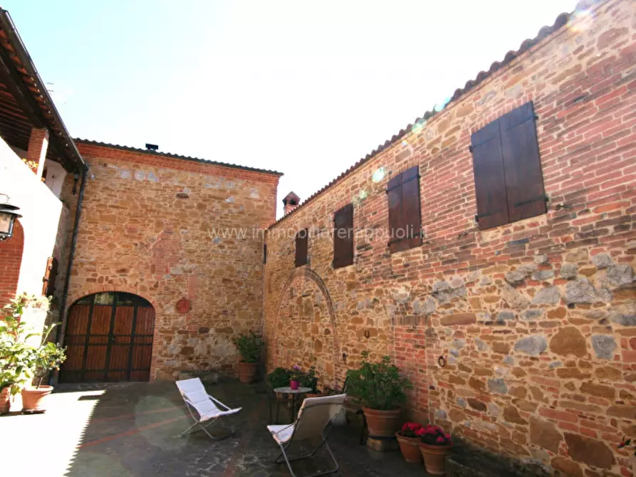 Immagine 2 di Rustico / casale in vendita  a Trequanda