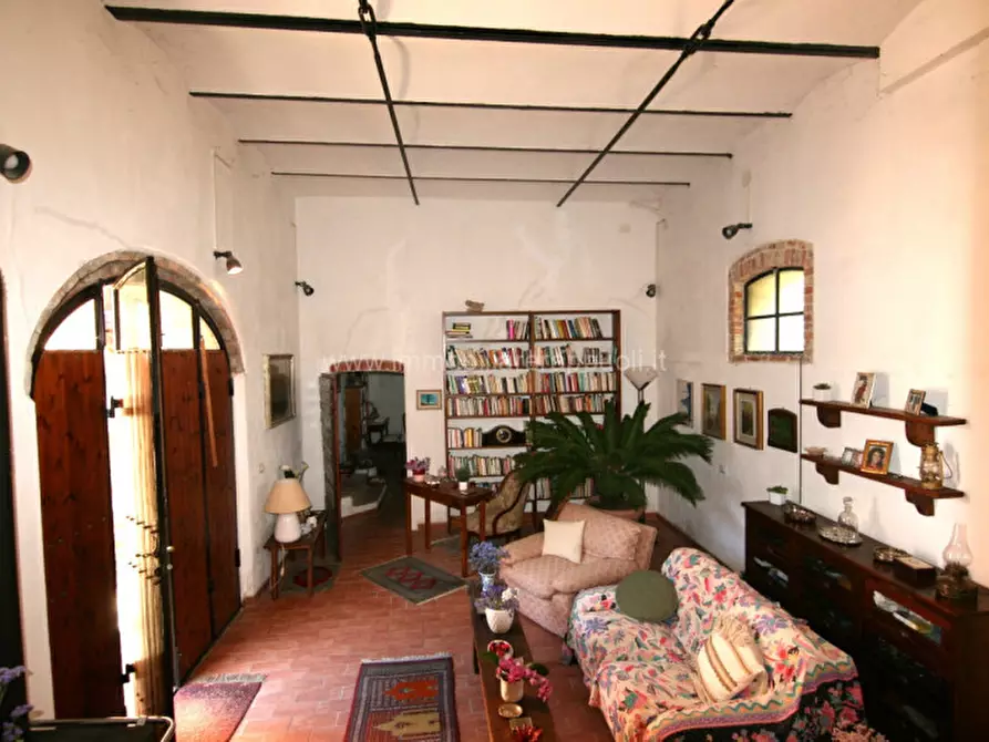 Immagine 38 di Rustico / casale in vendita  a Trequanda