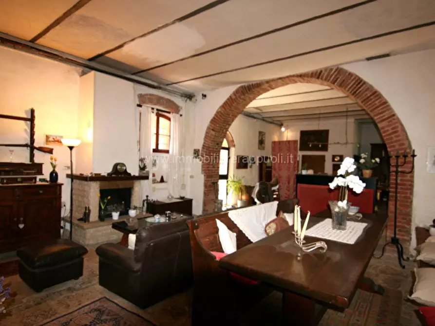 Immagine 45 di Rustico / casale in vendita  a Trequanda