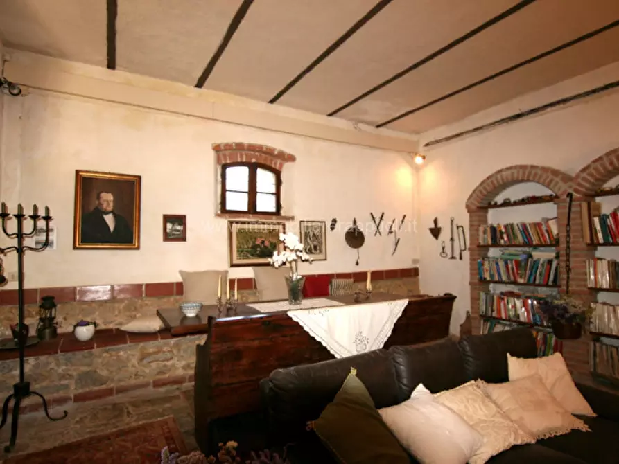 Immagine 48 di Rustico / casale in vendita  a Trequanda