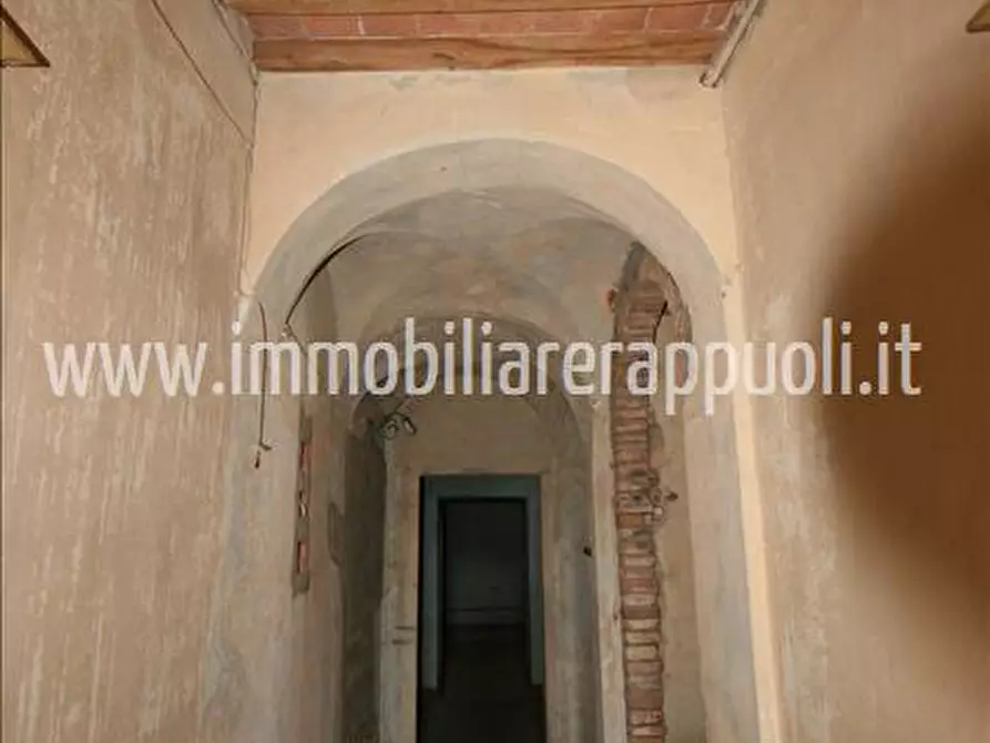 Immagine 23 di Villa in vendita  a Sinalunga