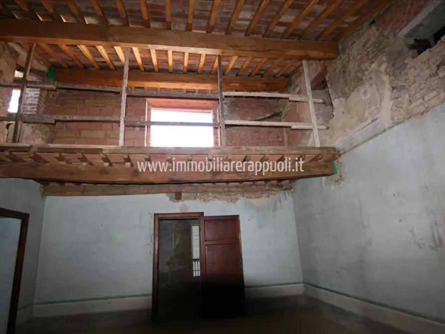 Immagine 28 di Villa in vendita  a Sinalunga