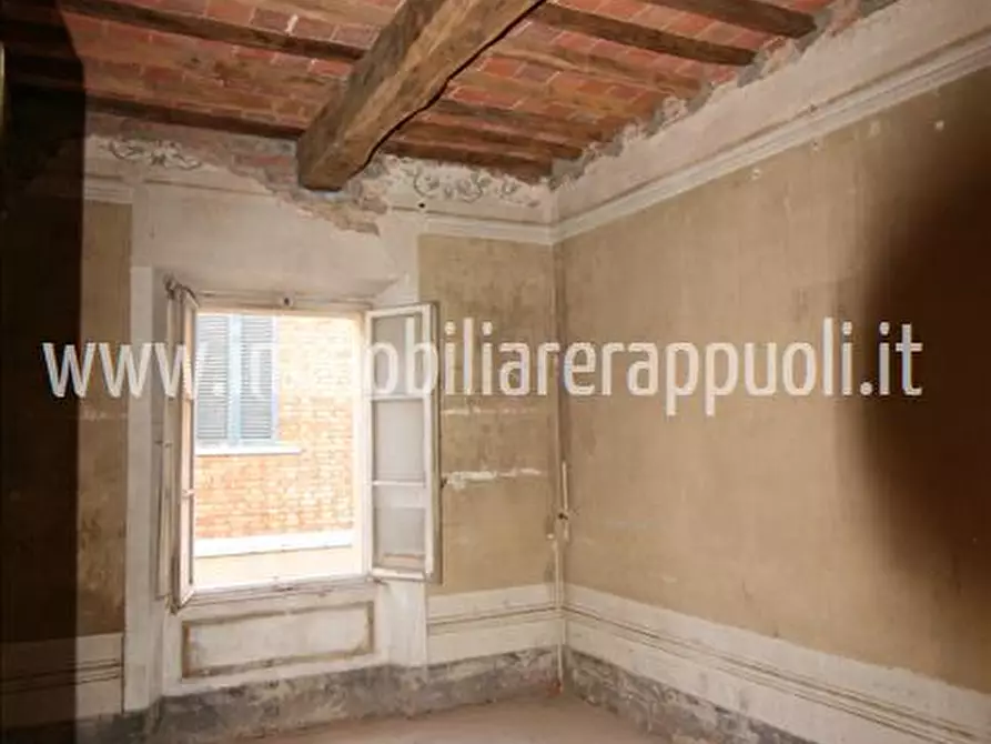 Immagine 37 di Villa in vendita  a Sinalunga