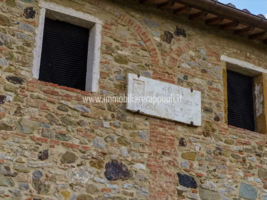 Immagine 9 di Villa in vendita  a Rapolano Terme