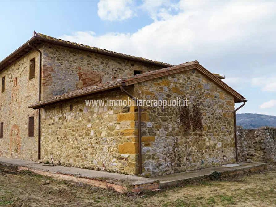 Immagine 13 di Villa in vendita  a Rapolano Terme