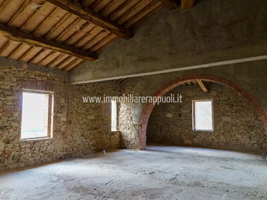 Immagine 19 di Villa in vendita  a Rapolano Terme