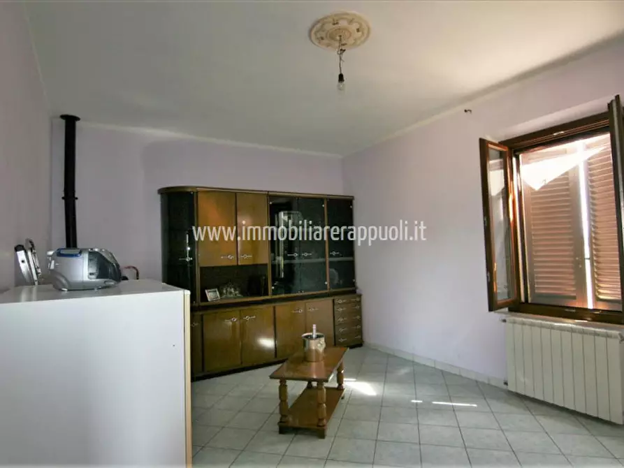 Immagine 10 di Casa indipendente in vendita  a Montepulciano