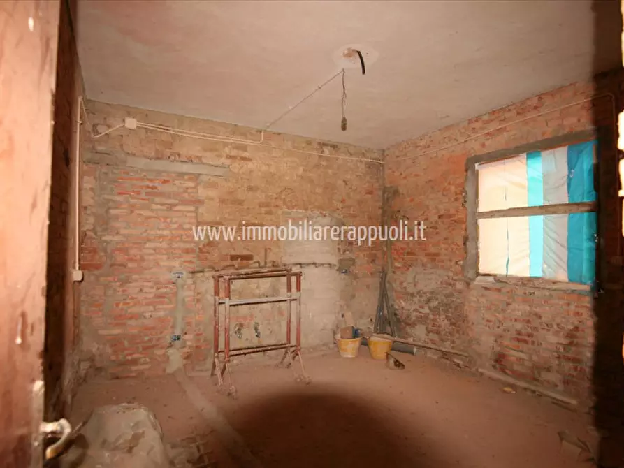 Immagine 26 di Casa indipendente in vendita  a Montepulciano