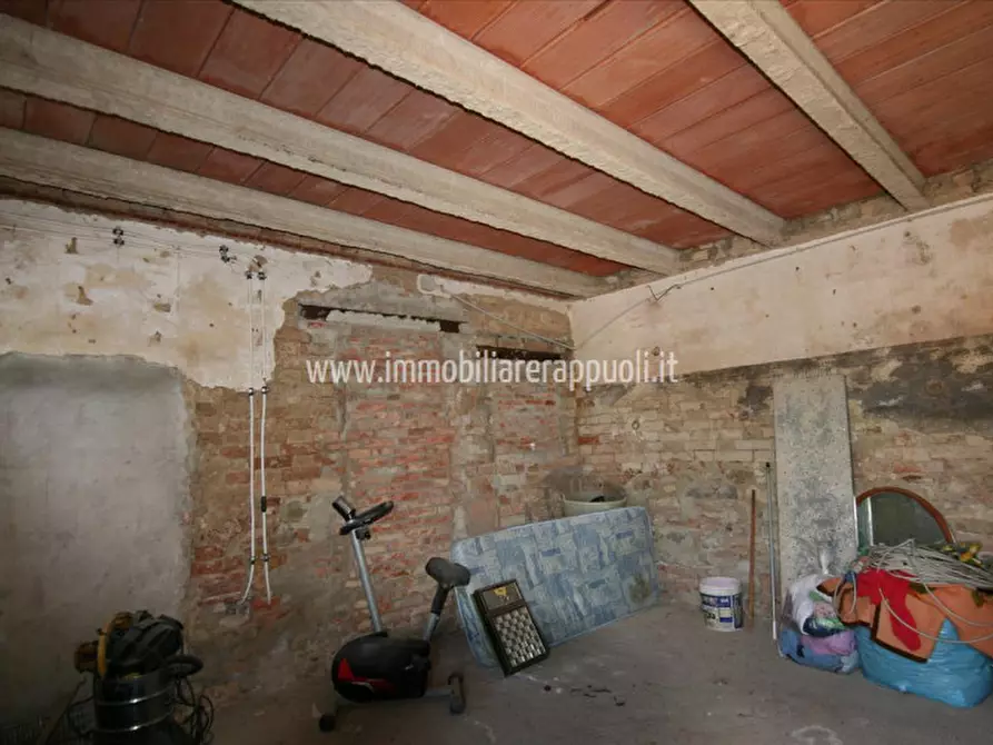 Immagine 27 di Casa indipendente in vendita  a Montepulciano