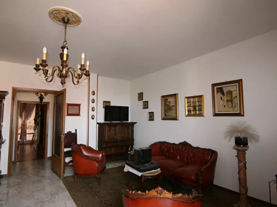 Immagine 3 di Appartamento in vendita  a Pienza
