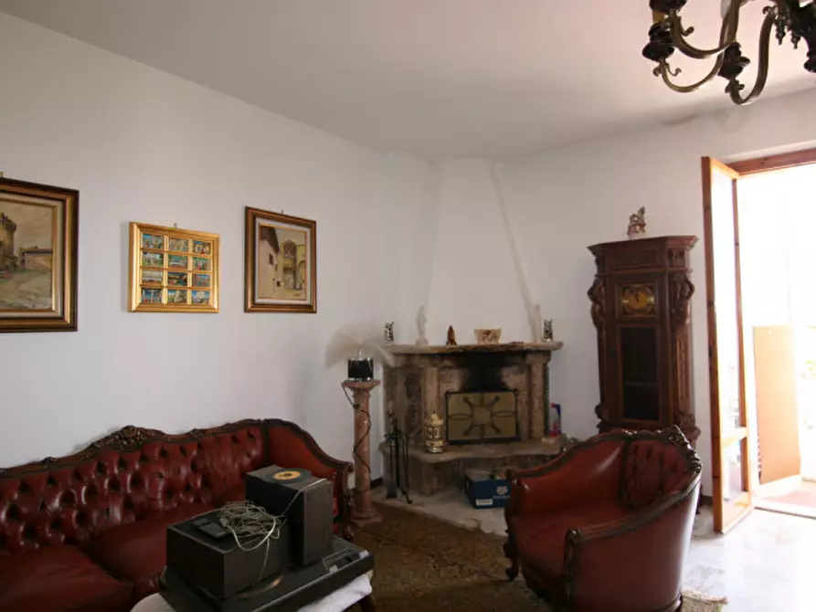 Immagine 4 di Appartamento in vendita  a Pienza