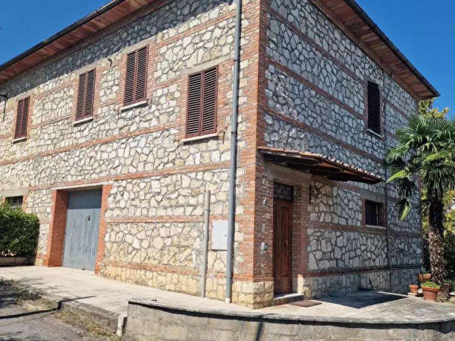 Immagine 3 di Casa indipendente in vendita  a Sinalunga